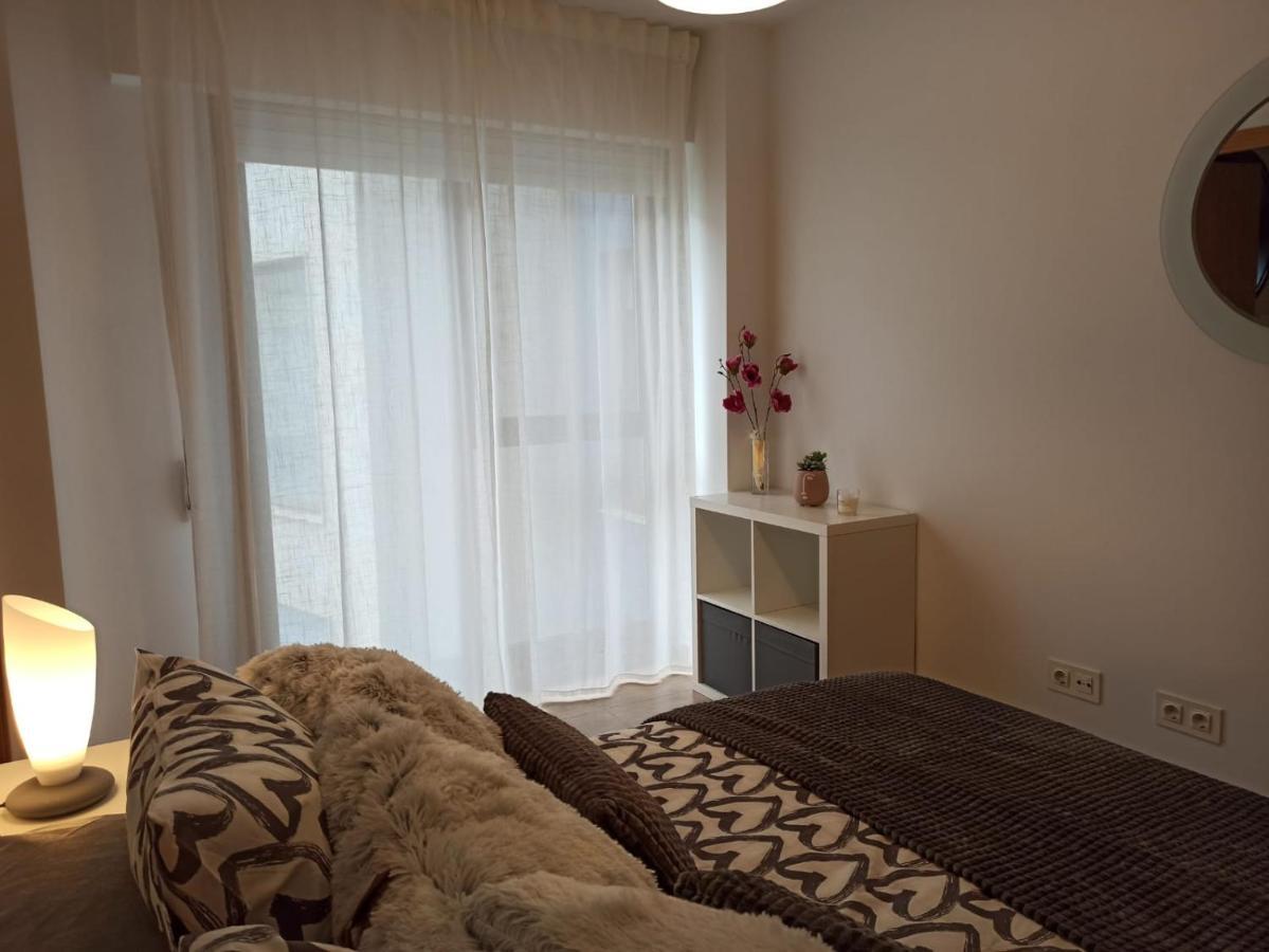 Apartamento Bolboretas Con Parking Privado Ares Exterior photo